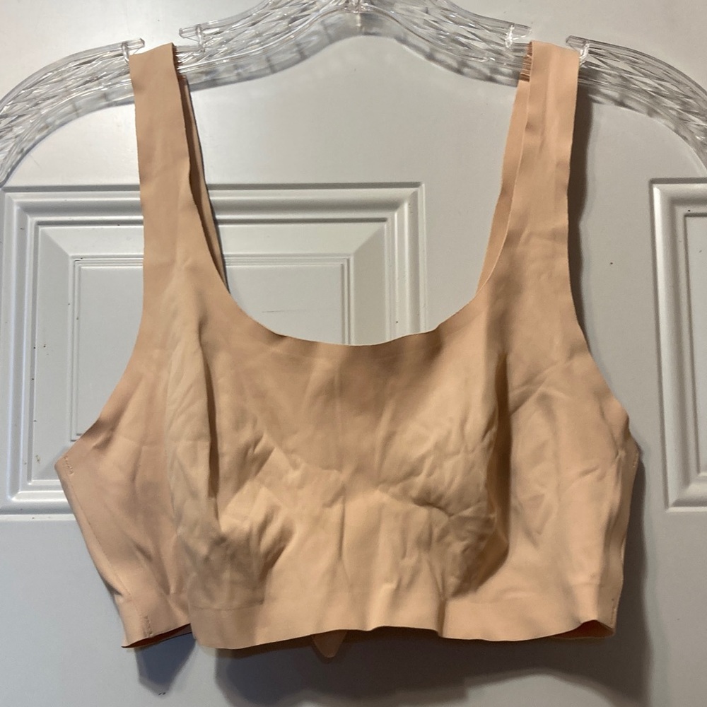 Seamless‎ Nude Bra M